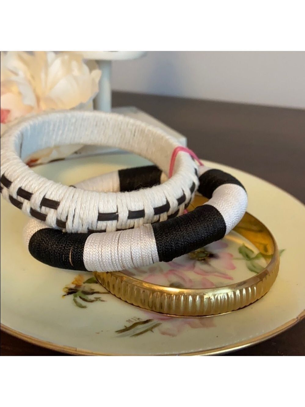 Bangle Bracelet Set Wrapped Chunky Black & White New